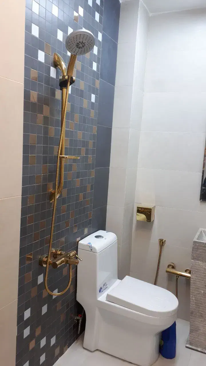 نصب بین کابینت کاشی سرامیک|خدمات پیشه و مهارت|اراک, |دیوار