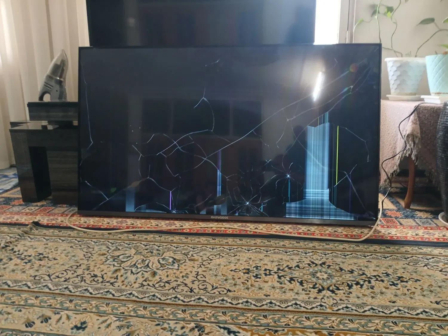 Led..|تلویزیون و پروژکتور|قم, صفاشهر|دیوار