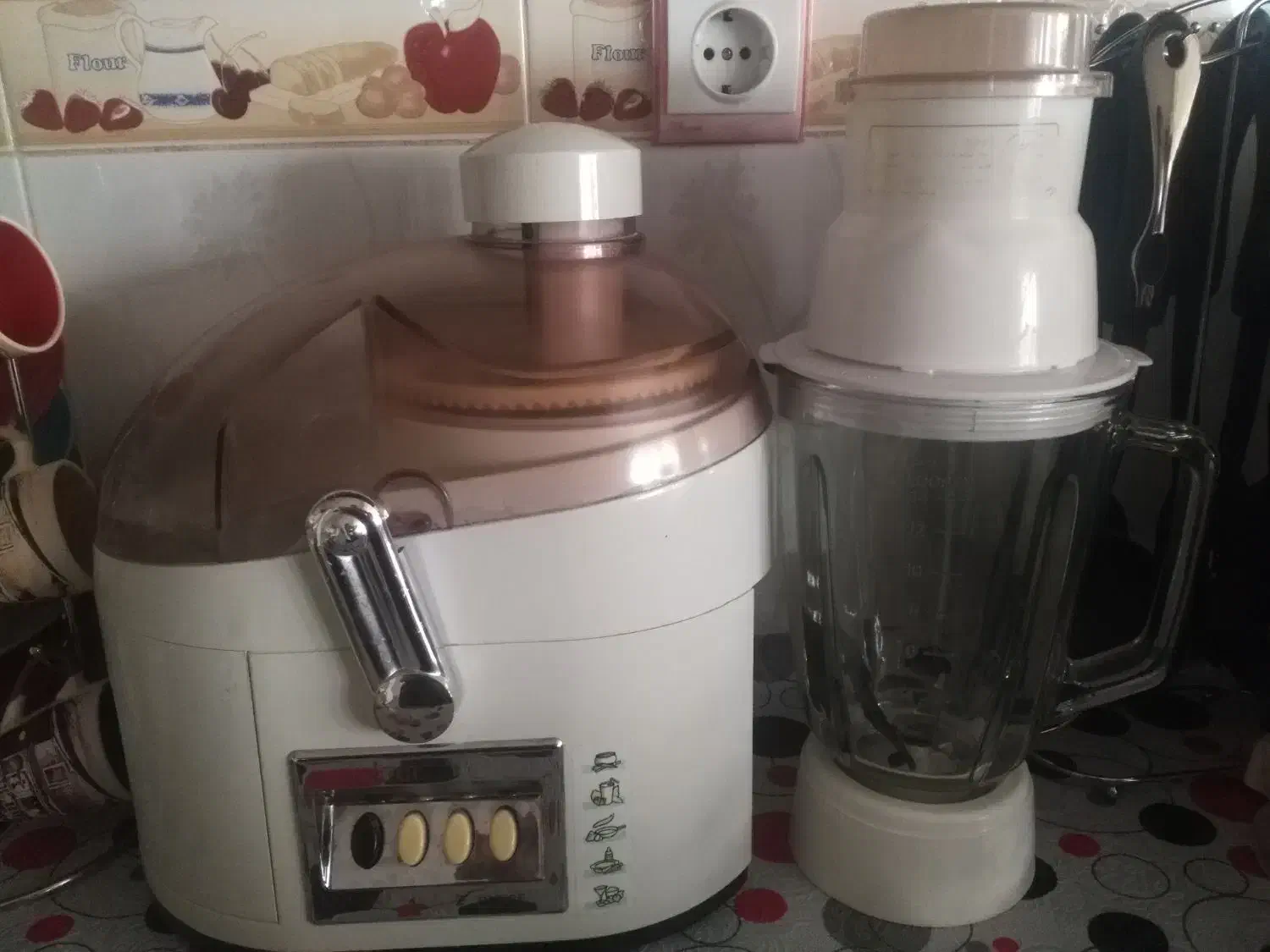 آبمیوه گیری سه کاره|آبمیوهگیر و آبمرکباتگیر|بیرجند, |دیوار