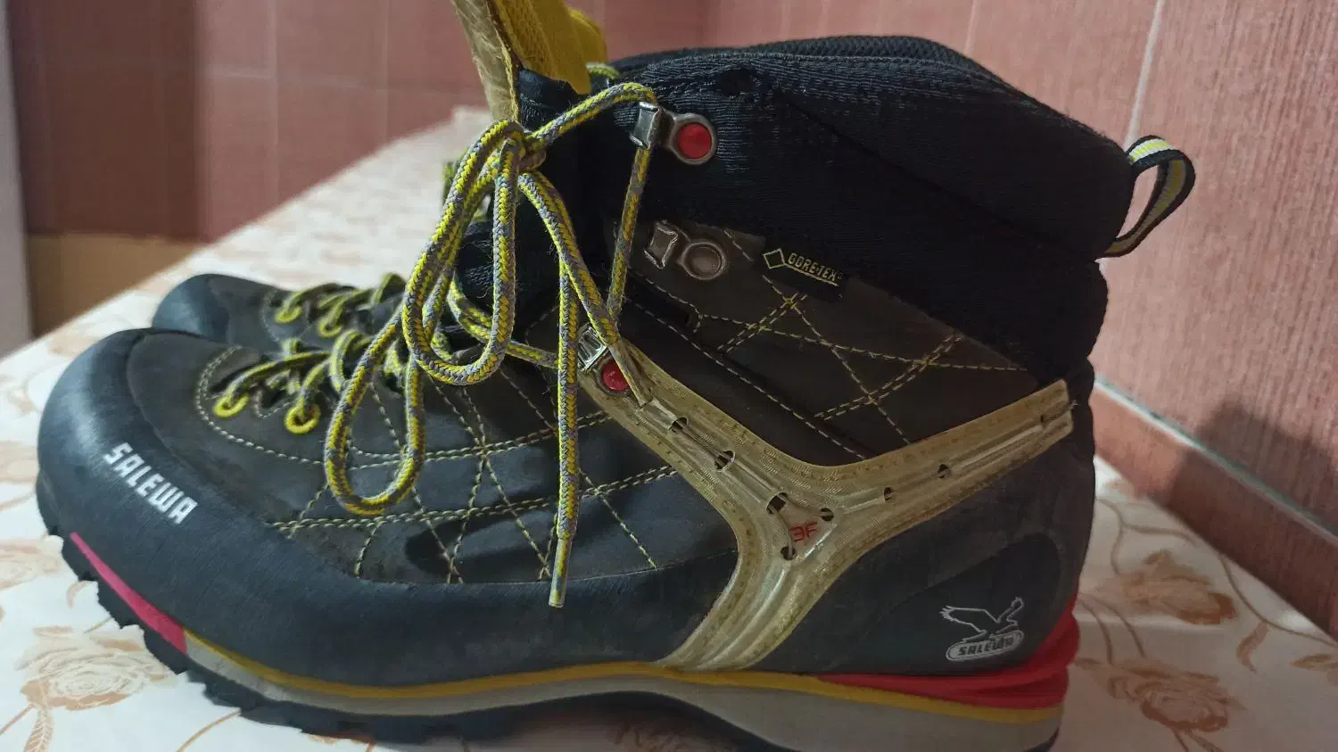 کفش کوهنوردی سالیوا|کوهنوردی و کمپینگ|سیمینه, |دیوار