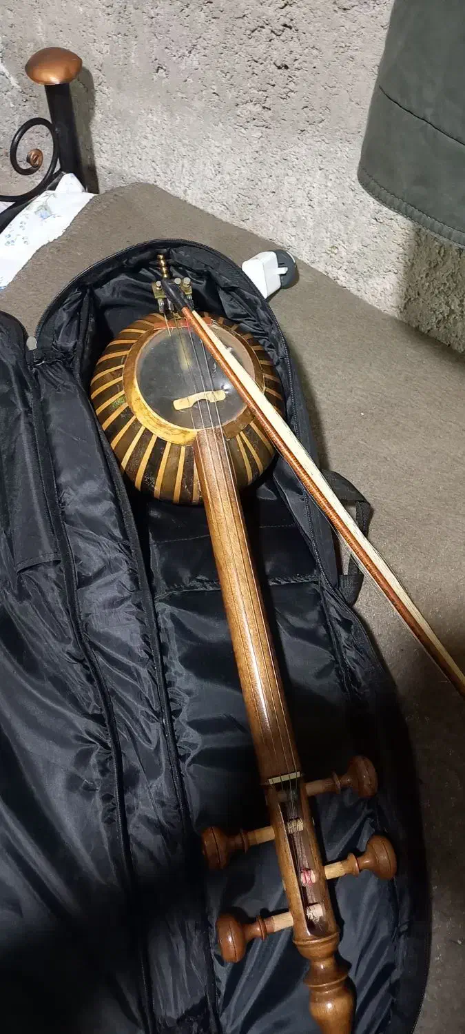 کمانچه نریمان|سازهای سنتی|داراب, |دیوار