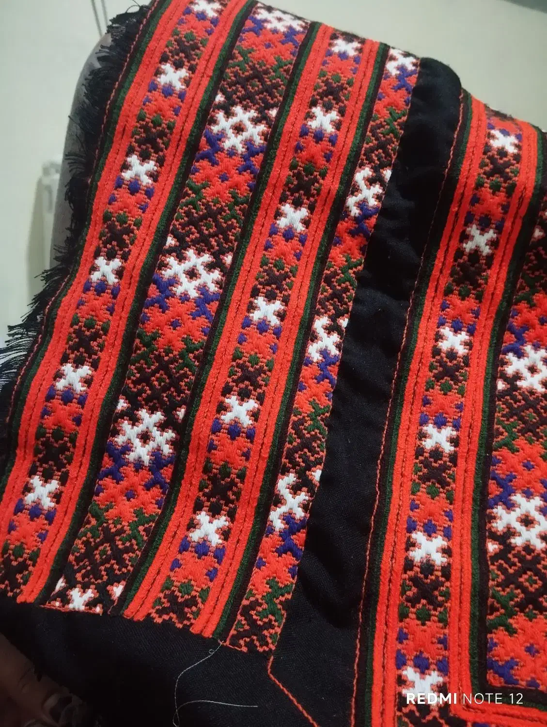 زیح آستین|لباس|سراوان, |دیوار