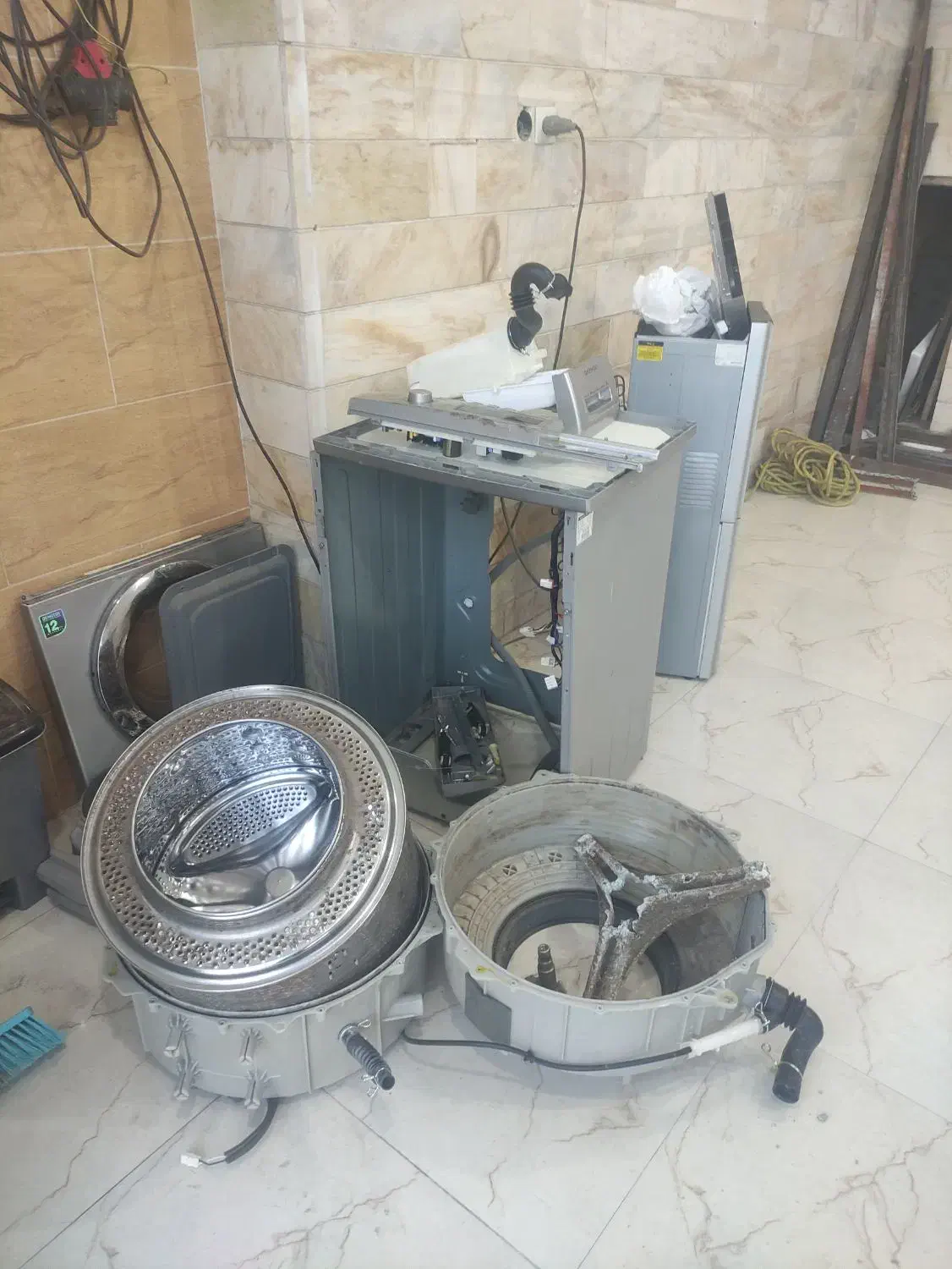 تعمیر یخچال و فریزر لباسشویی و ظرفشویی اسپلیت|خدمات پیشه و مهارت|سیرجان, |دیوار