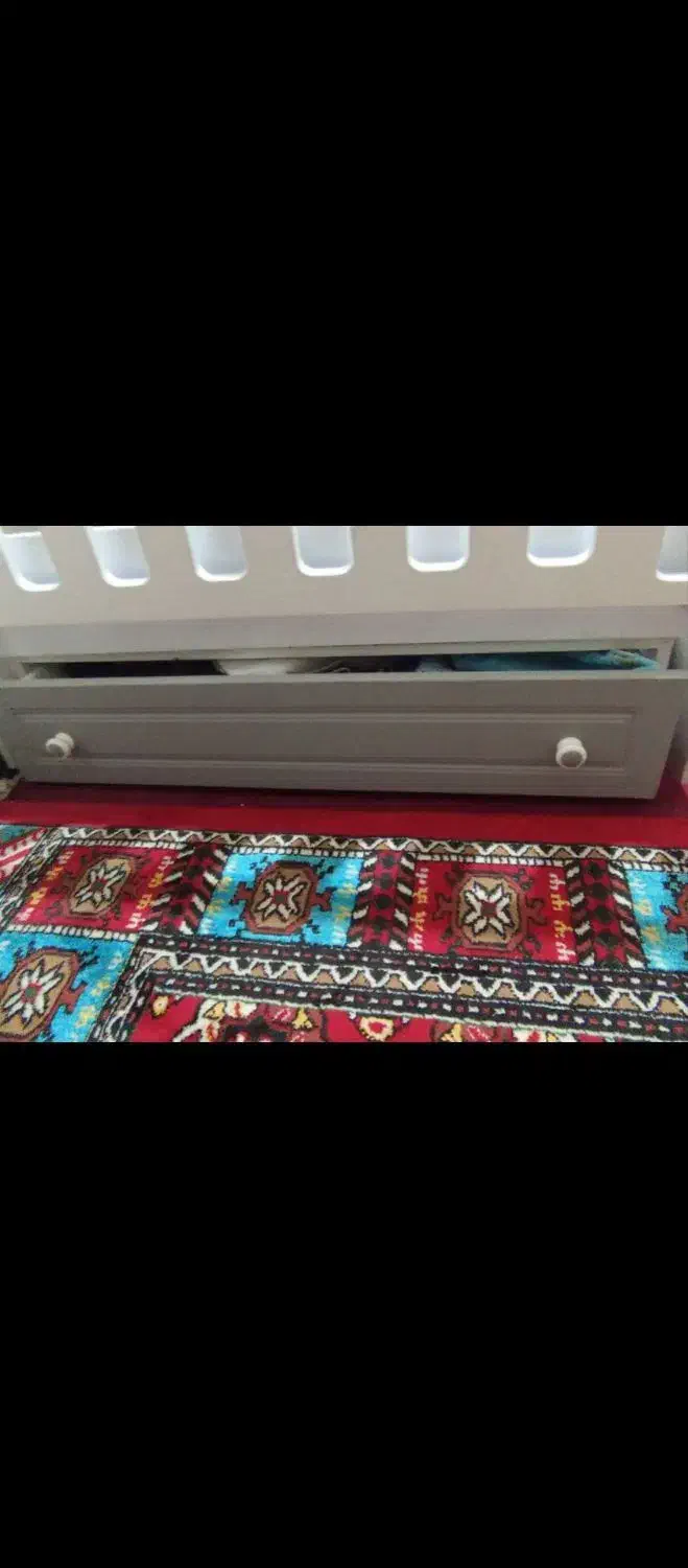 تخت کودک تمیزو مرتب بدون خط و خش|تخت و سرویس خواب|قرچک, پویینک|دیوار