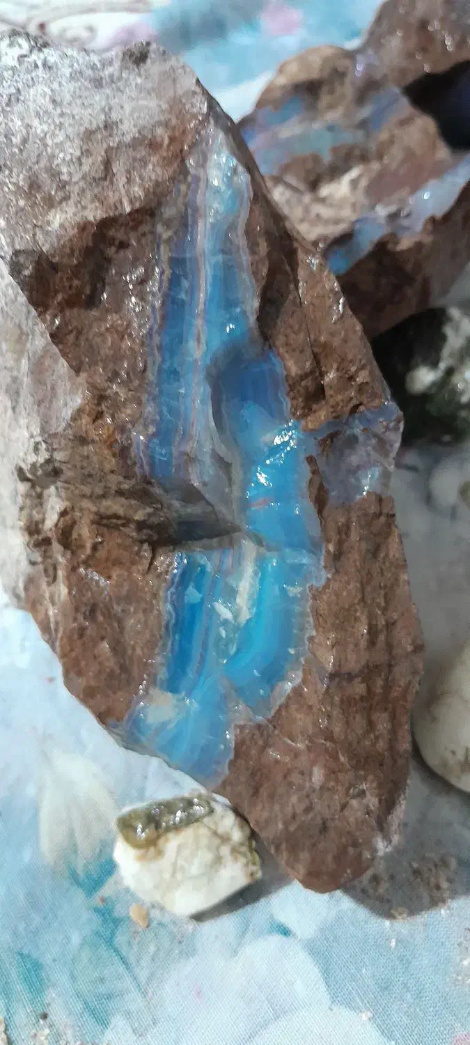 سنگ های عقیق قیمتی ونیمه قیمتی درلنگرود|بدلیجات|قنوات, |دیوار