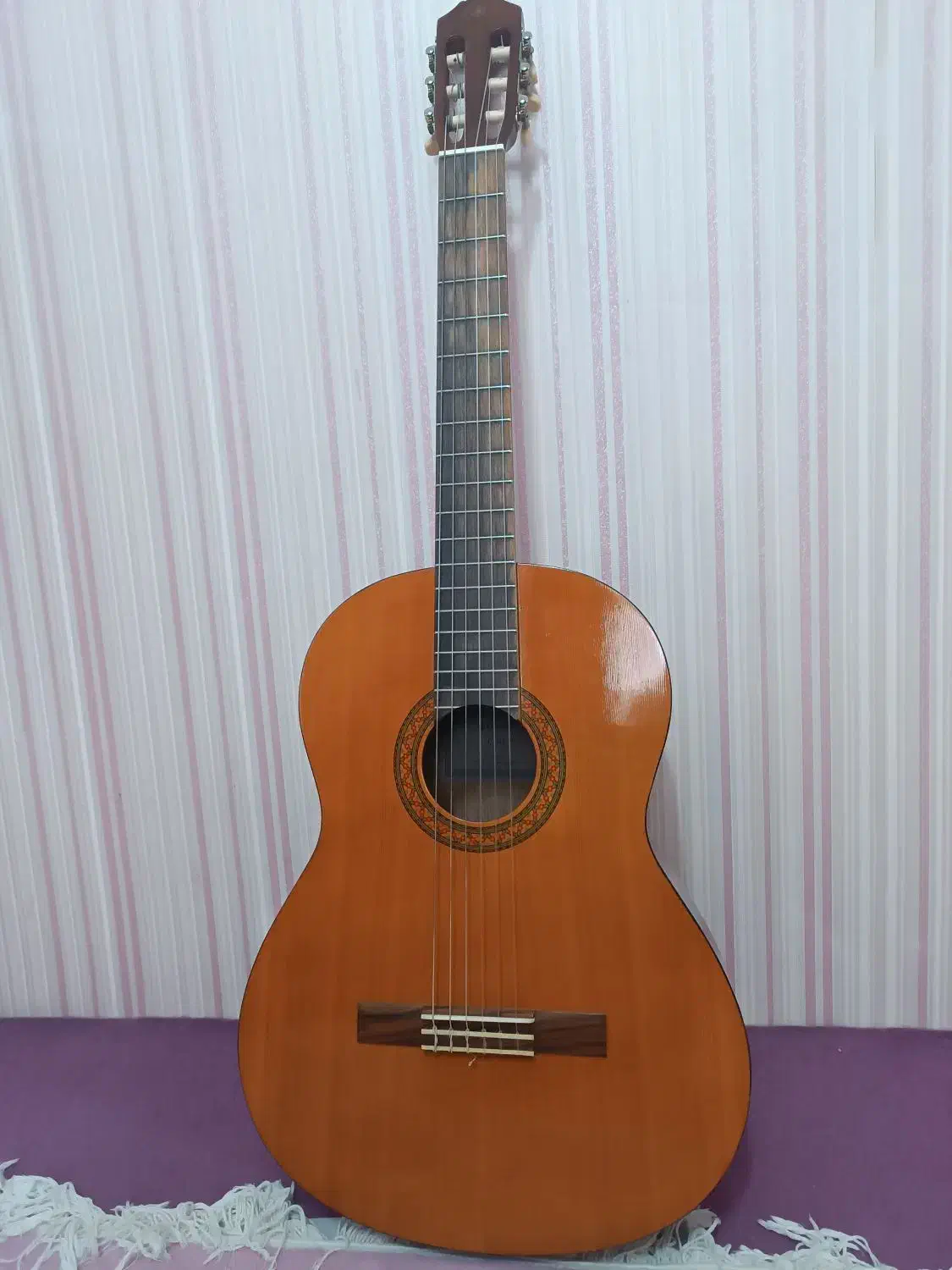 گیتار یاماها c40 به همراه کیف|گیتار، بیس، امپلیفایر|همدان, |دیوار