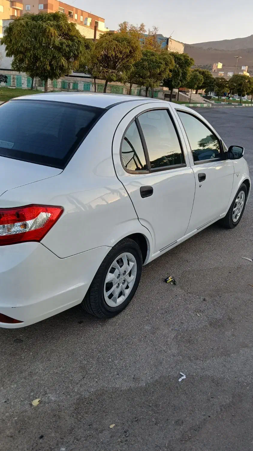 ساینا1400بدون حتی یه نقطه|خودرو سواری و وانت|سنقر, |دیوار