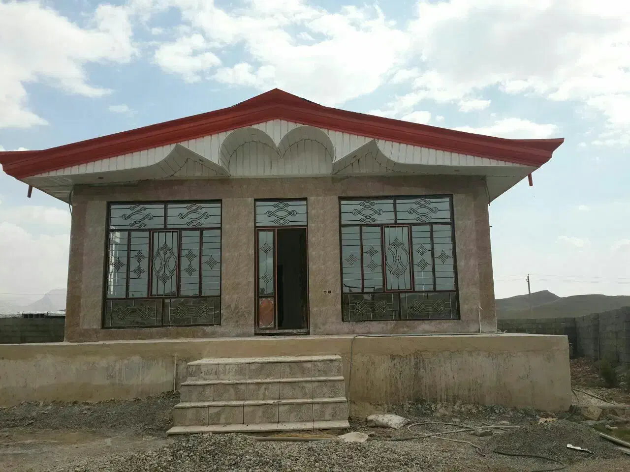 نصب شیروانی(سقف شمالی)|خدمات پیشه و مهارت|هلیلان, |دیوار