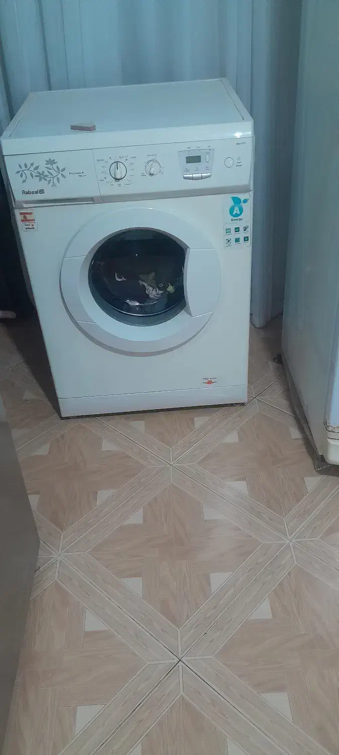 ماشین لباس شویی ۵ کیلو مدل آبسال به فروش می رسد|ماشین لباسشویی و خشککن لباس|قوچان, |دیوار