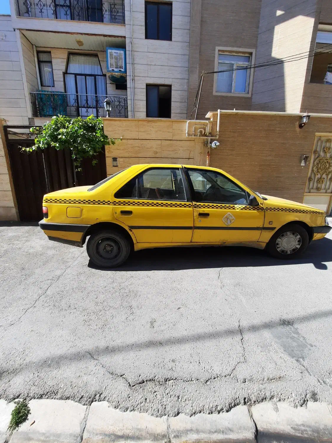 پژو405 تاکسی|خودرو سواری و وانت|بروجرد, |دیوار