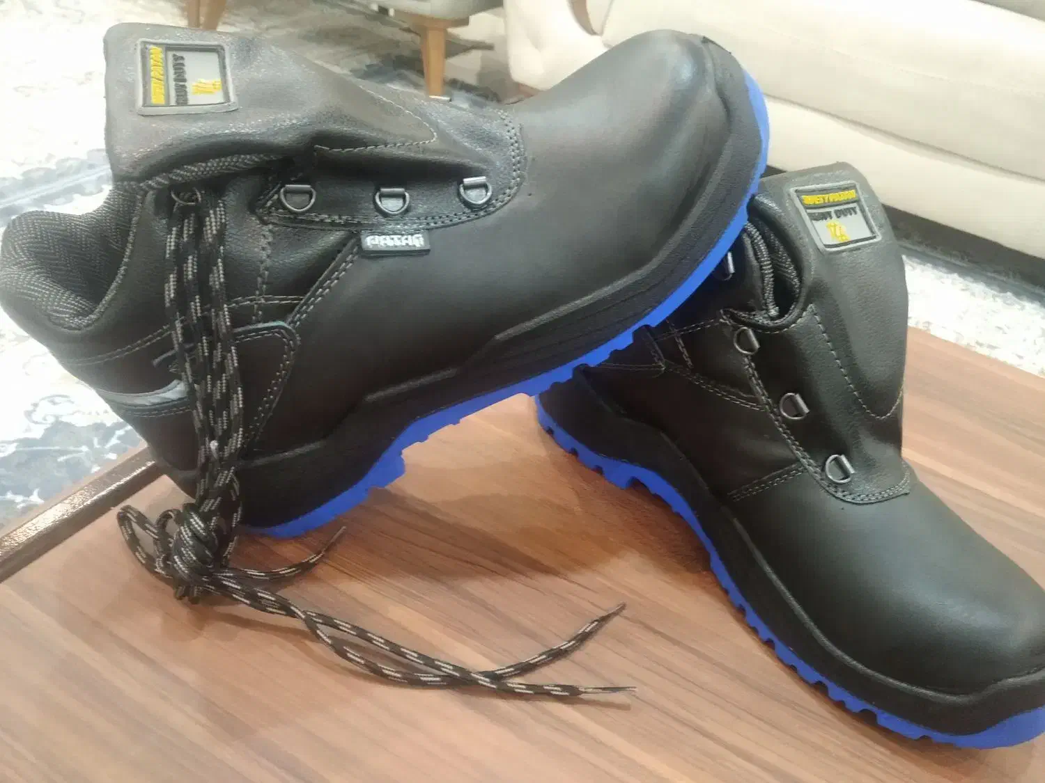 کفش ایمنی پاتن|کیف، کفش، کمربند|جم, |دیوار