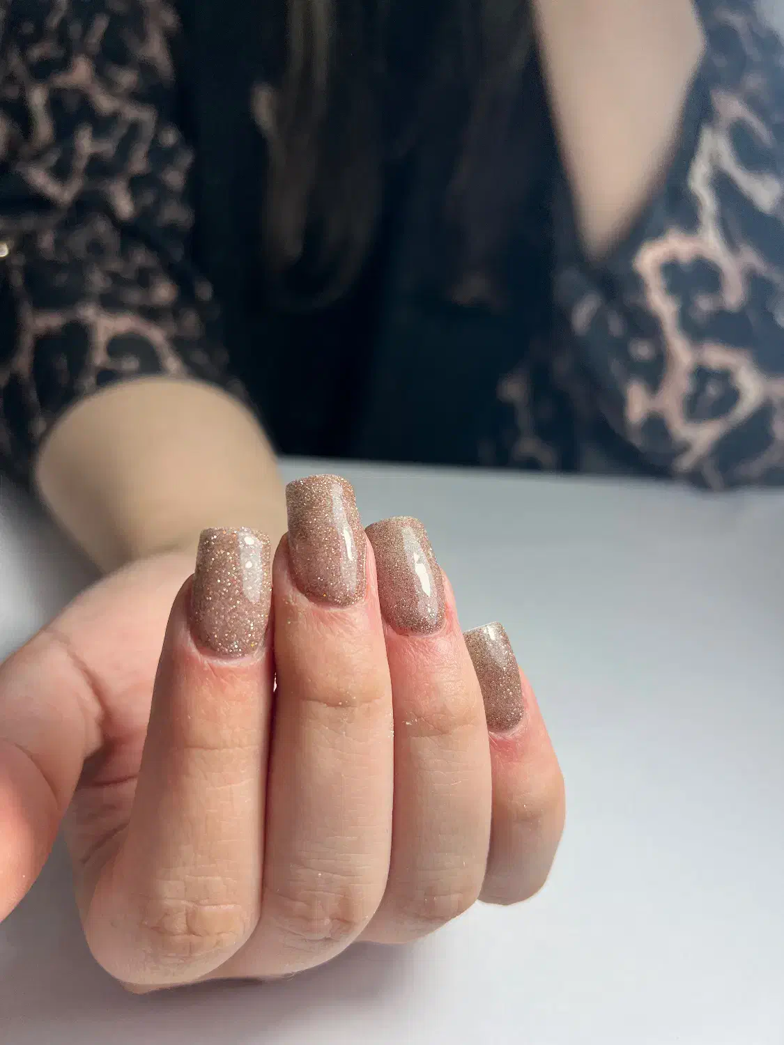 کاشت ناخن|خدمات آرایشگری و زیبایی|قم, زاویه|دیوار