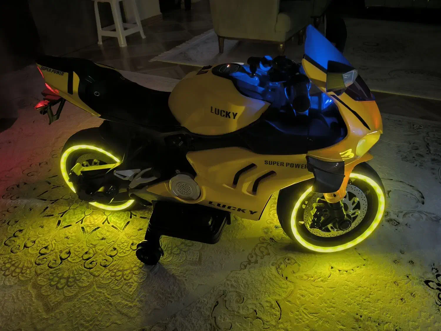 موتور|اسباب‌بازی بچه|خمام, |دیوار