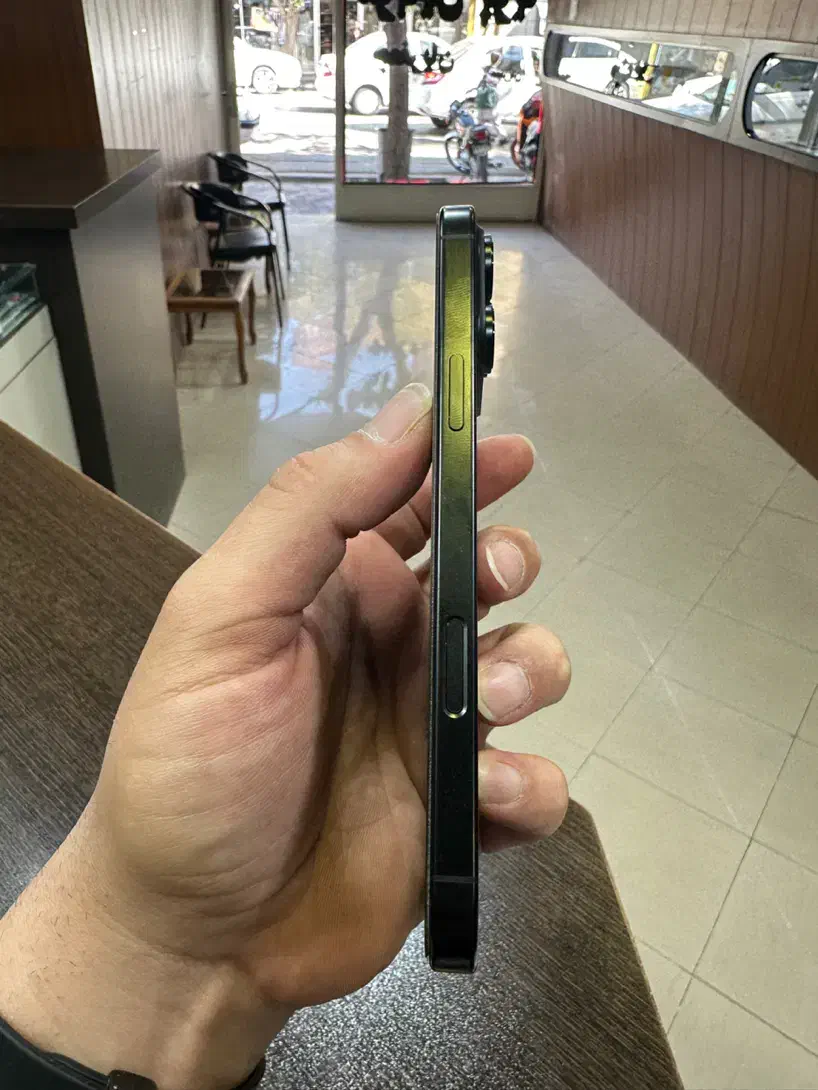 Apple iPhone 16 Pro Max|موبایل|لنجان, |دیوار