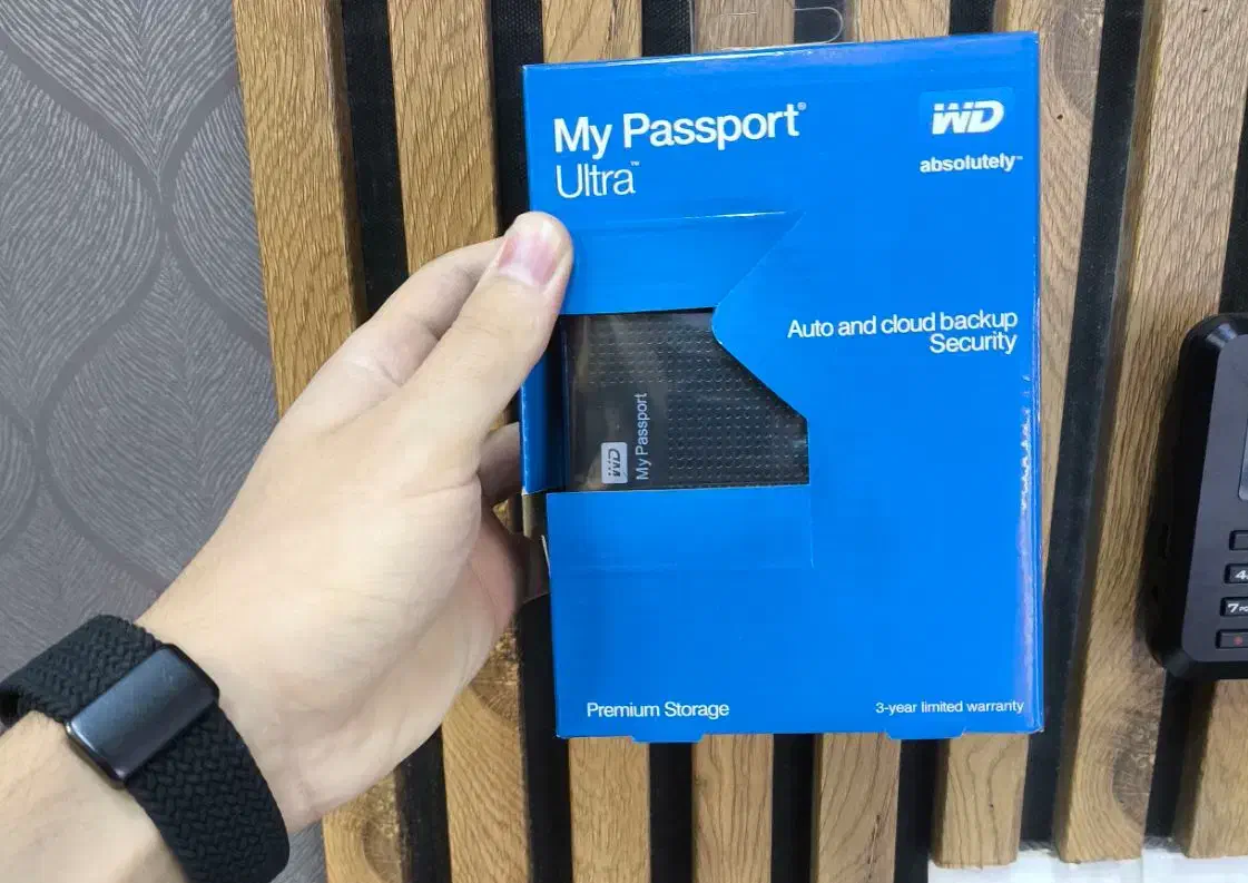 هارد اکسترنال وسترن دیجیتال - My Passport - 320GB|قطعات و لوازم جانبی رایانه|تهران, فلسطین (میدان انقلاب)|دیوار