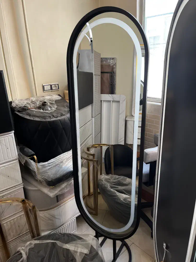 تجهیزات سالن اریشگاه|آرایشگاه و سالنهای زیبایی|آستارا, |دیوار