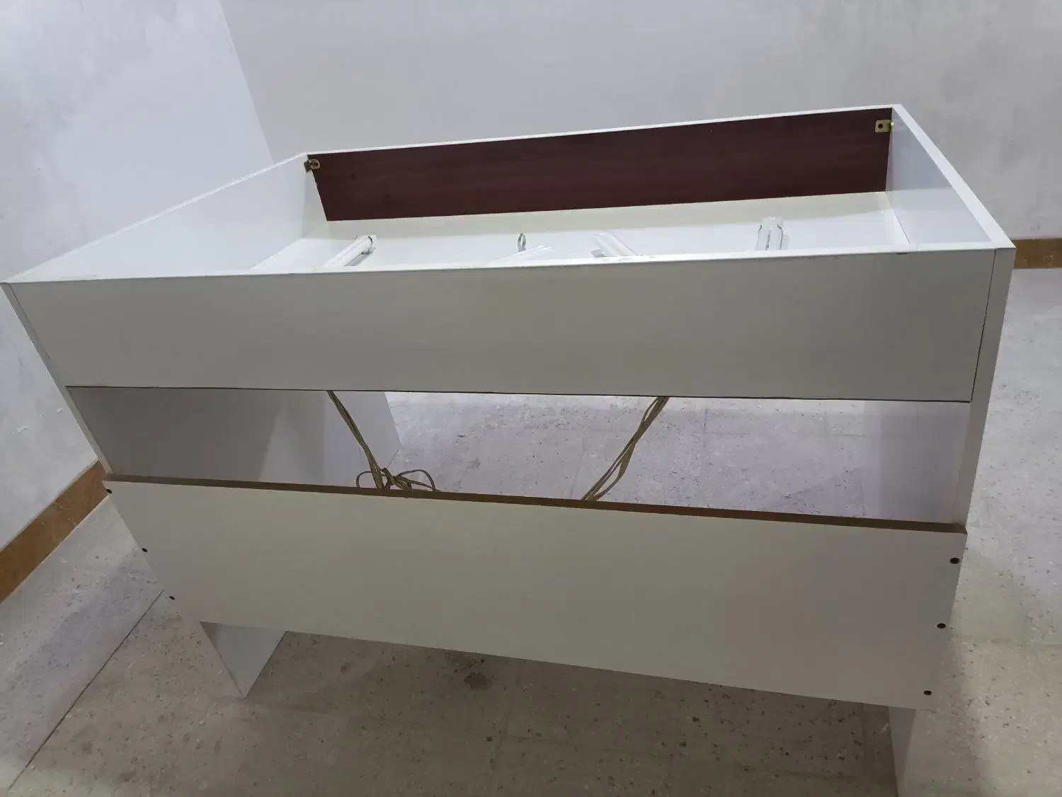 میز نور|میز تحریر و کامپیوتر|مرودشت, سهل‌آباد|دیوار