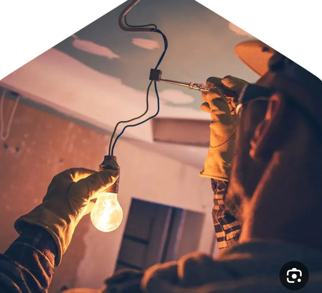 برقکاری ساختمان ، سیم کشی وعیب یابی|خدمات پیشه و مهارت|بندرعباس, |دیوار