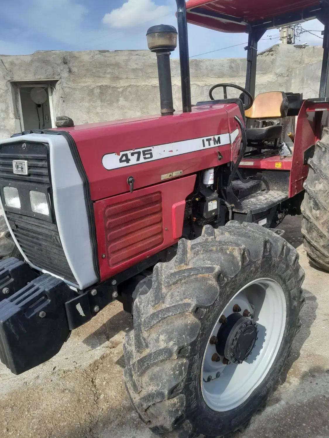 تراکتور ۴۷۵|خودرو سنگین|خرمآباد, |دیوار