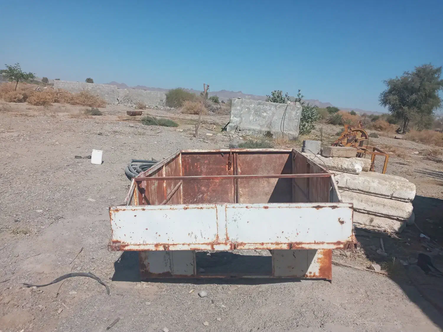 بار بند پیکان،و موتور برق ودستگاه بلوک زنی|ابزارآلات|سندرک, |دیوار