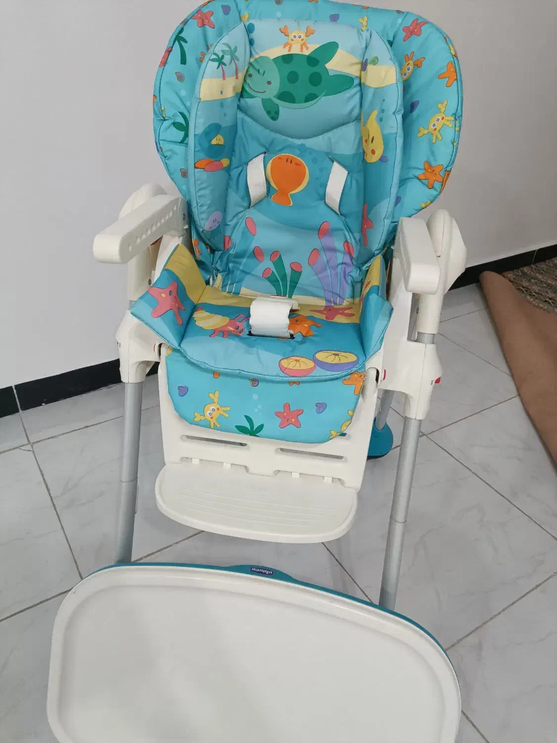 صندلی غذا مارک چیکو|تخت و صندلی بچه|ایلام, |دیوار