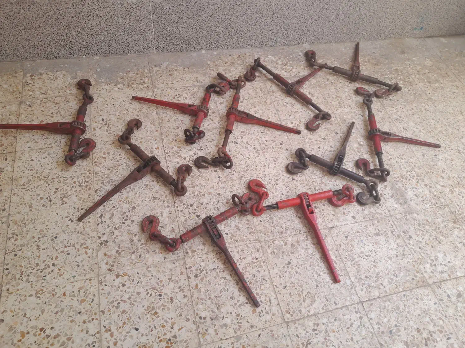 جکلوی زنجیرسفت کن|ابزارآلات|رباط‌کریم, نصیرشهر|دیوار