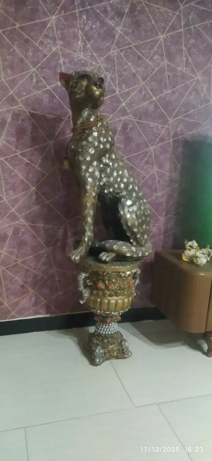 دو عدد چیتا|مجسمه، تندیس، ماکت|کرج, خرمدشت|دیوار