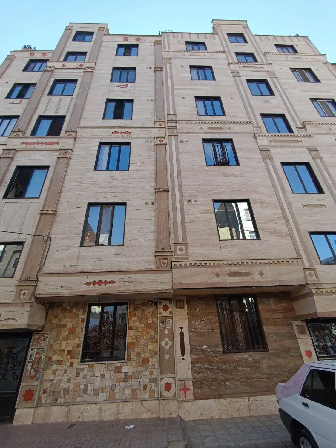 75 متر مفید با آسانسور فرهنگ 10|فروش آپارتمان|پاکدشت, پاکدشت (مامازند)|دیوار