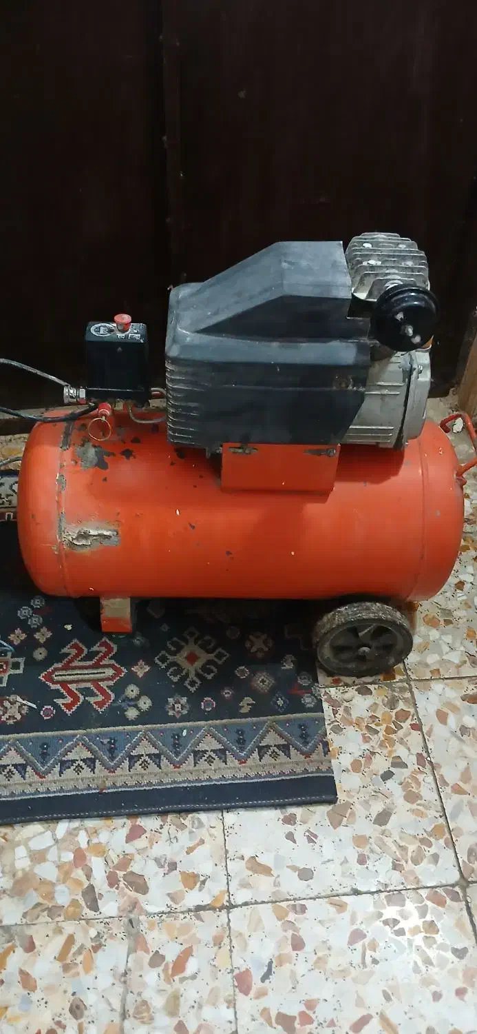 فروش پمپ باد مخزن ۵۰|ماشینآلات صنعتی|رشت, رشتیان|دیوار