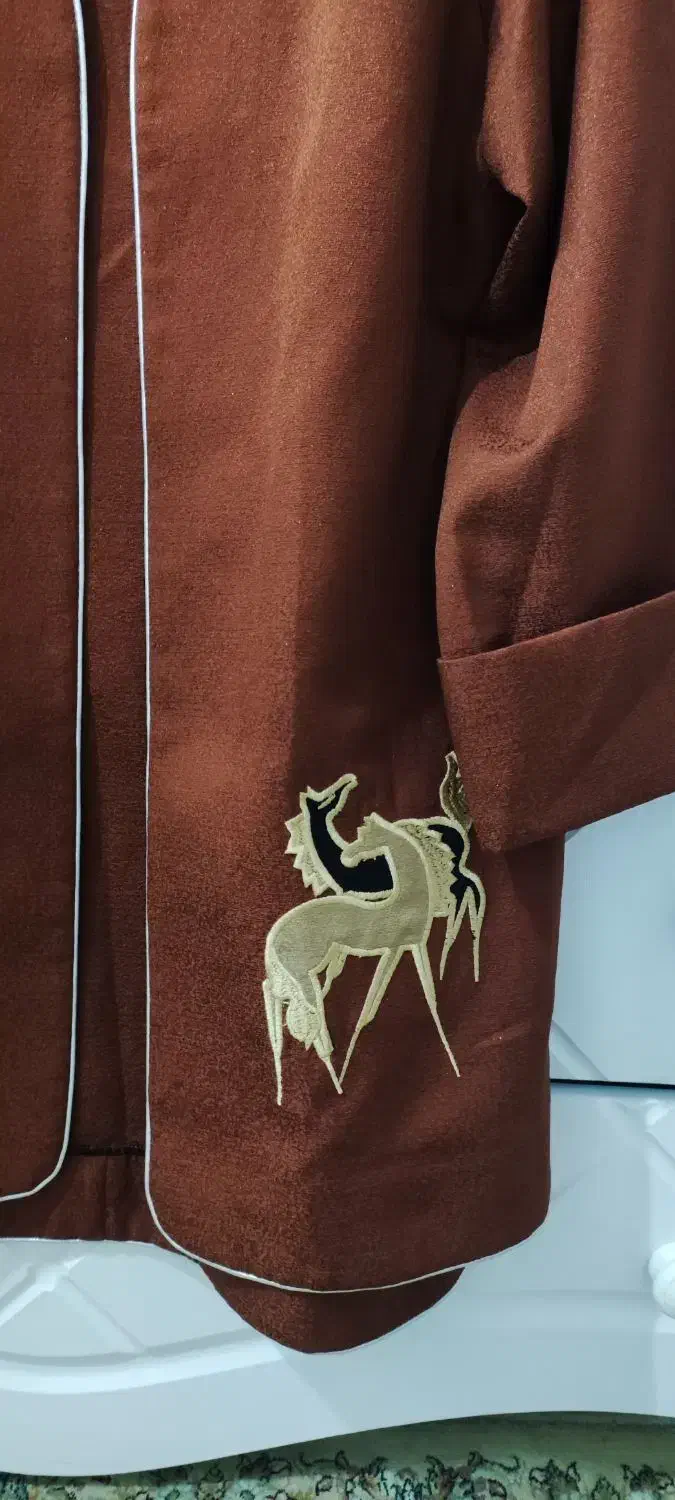 لباس زنانه|لباس|گلپایگان, |دیوار