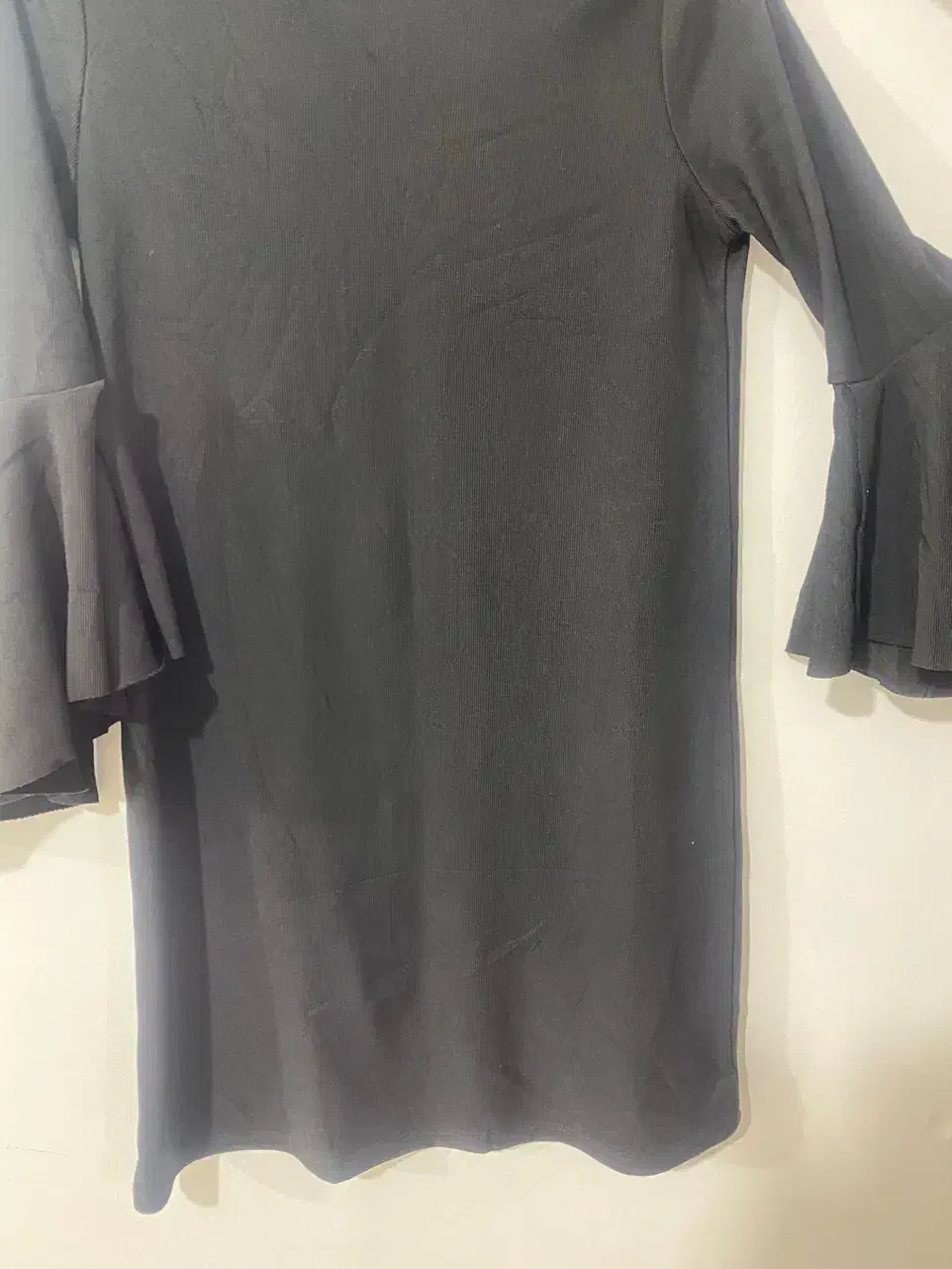 بلوز|لباس|مهاباد (آذربایجان غربی), |دیوار