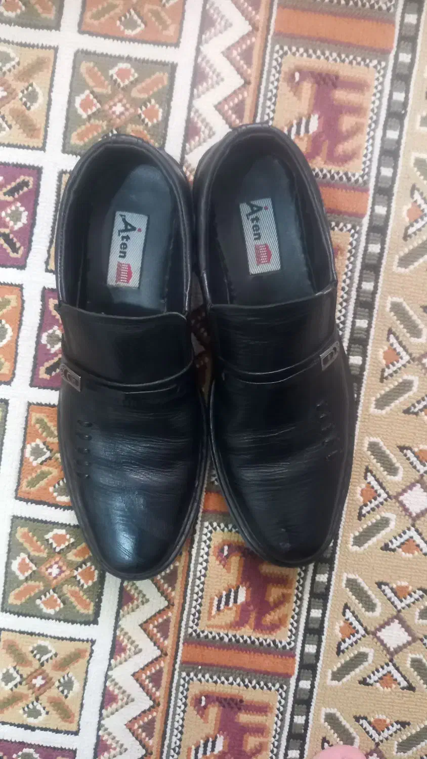۲ جفت کفش سایز ۴۱ و۴۲|کیف، کفش، کمربند|کرمانشاه, |دیوار