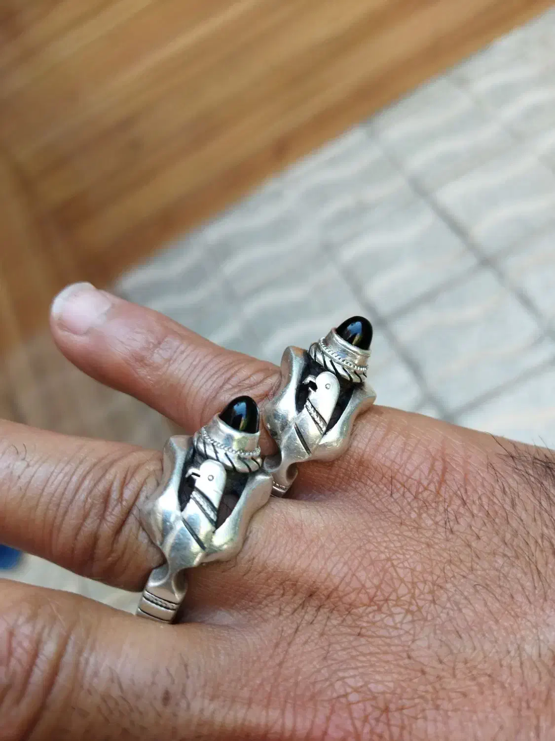 انگشتره عقاب|جواهرات|اسکو, |دیوار