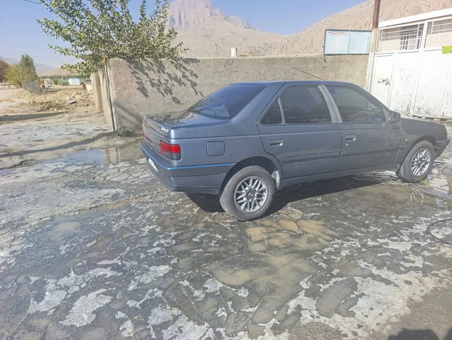 پژو 405|خودرو سواری و وانت|خرم‌آباد, |دیوار