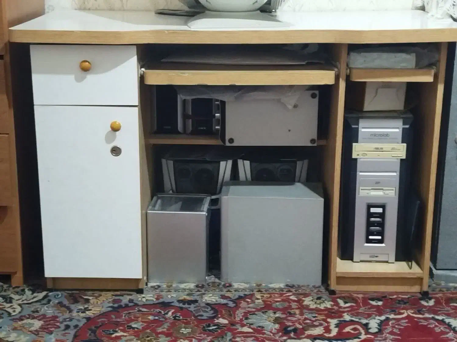 میز کامپیوتر|میز تحریر و کامپیوتر|خرم‌آباد, |دیوار