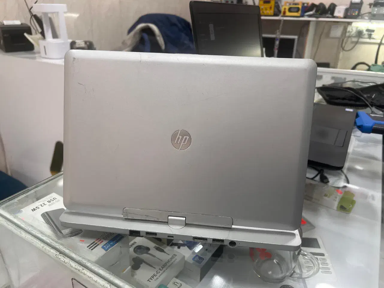 لپ تاپ HP لمسی ۱۴ اینچ|رایانه همراه|مبارکه, |دیوار