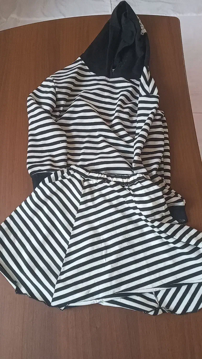 تعدادی لباس دخترانه|کفش و لباس بچه|کرج, شهرک بیدارچشمه|دیوار