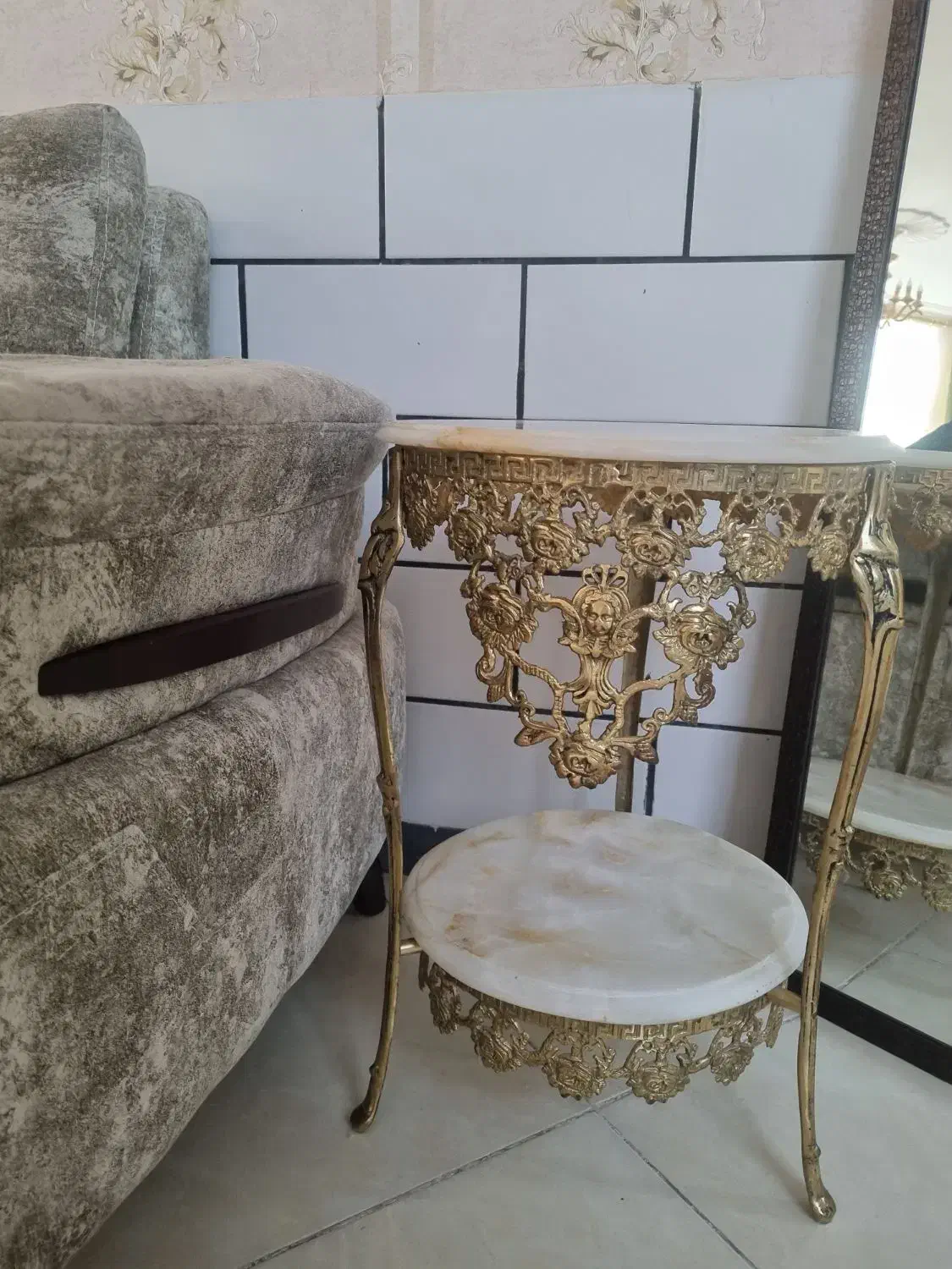 میز خاطره برنزی|میز تلفن|اراک, |دیوار