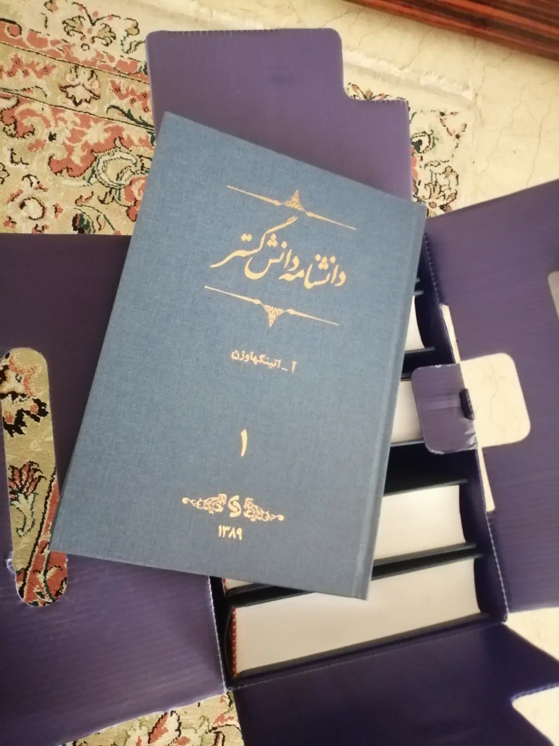 انواع کتابهای ادبی، رمان، مذهبی، انگیزشی|کتاب و مجله ادبی|تهران, پاسداران|دیوار