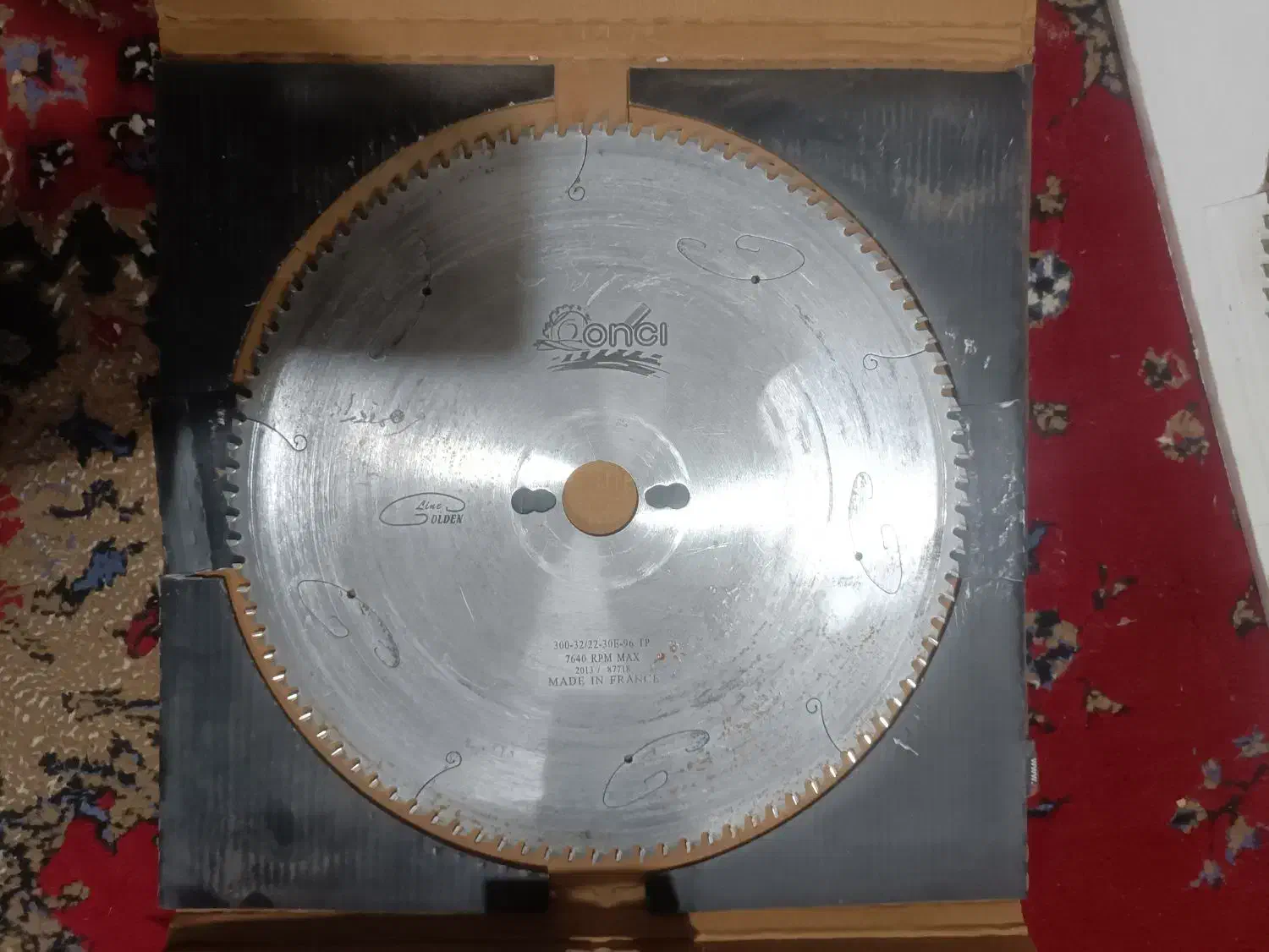 تیغ اره دورکن|ابزارآلات|بروجرد, |دیوار