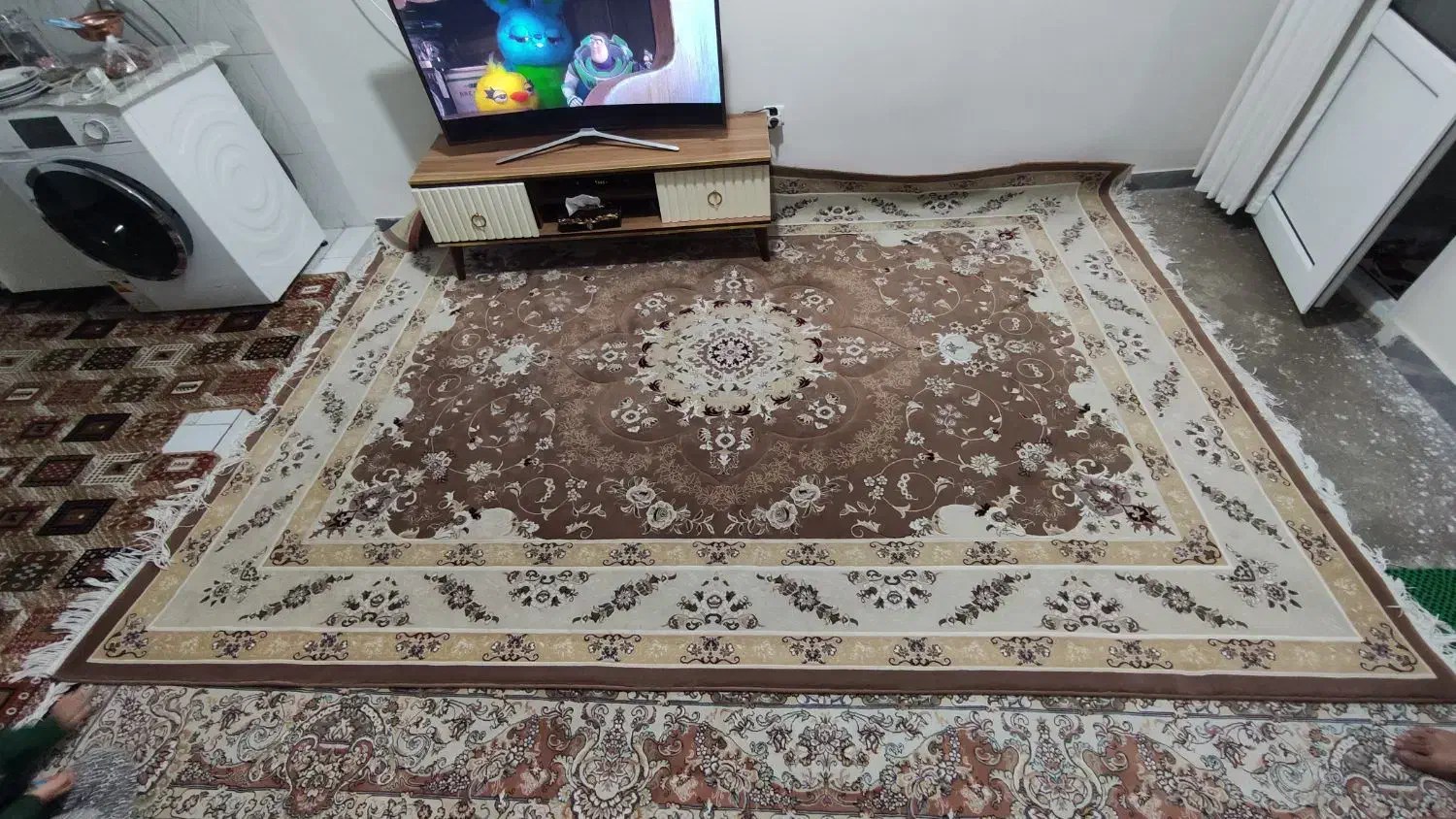 فرش 9 متری رنگ گردویی|فرش|سنندج, |دیوار
