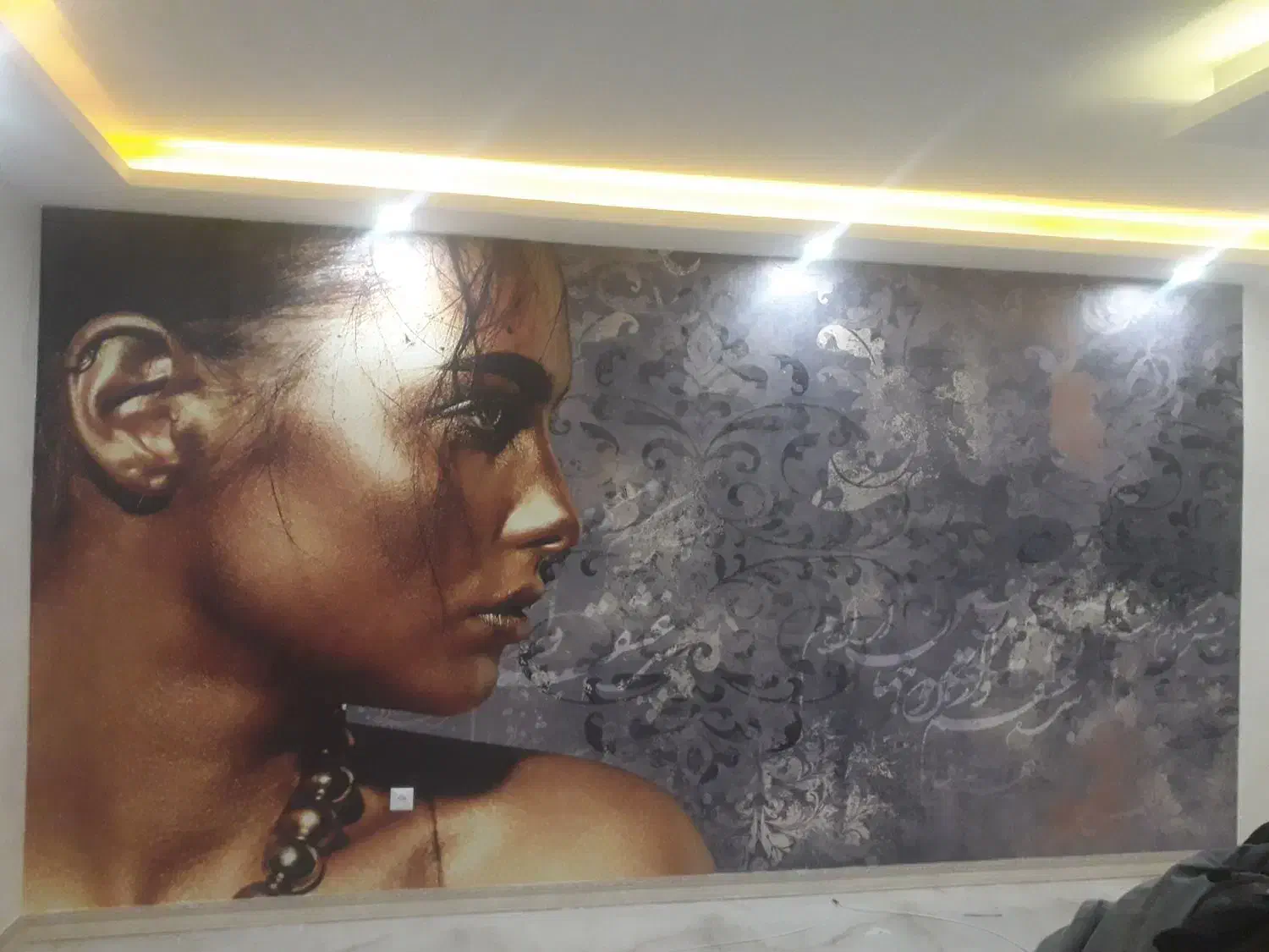 نصاب کاغذ دیواری و پوستر ۳ بعدی|خدمات پیشه و مهارت|پردیس, فاز ۲|دیوار