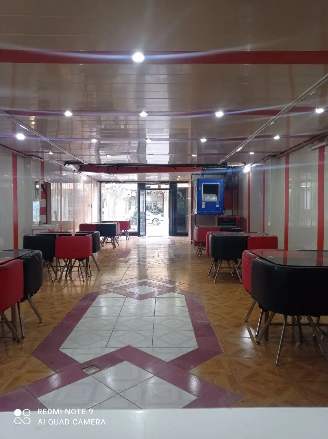 به دو نیرو ساده نیازمندیم|استخدام خدمات فروشگاه و رستوران|الوند, |دیوار