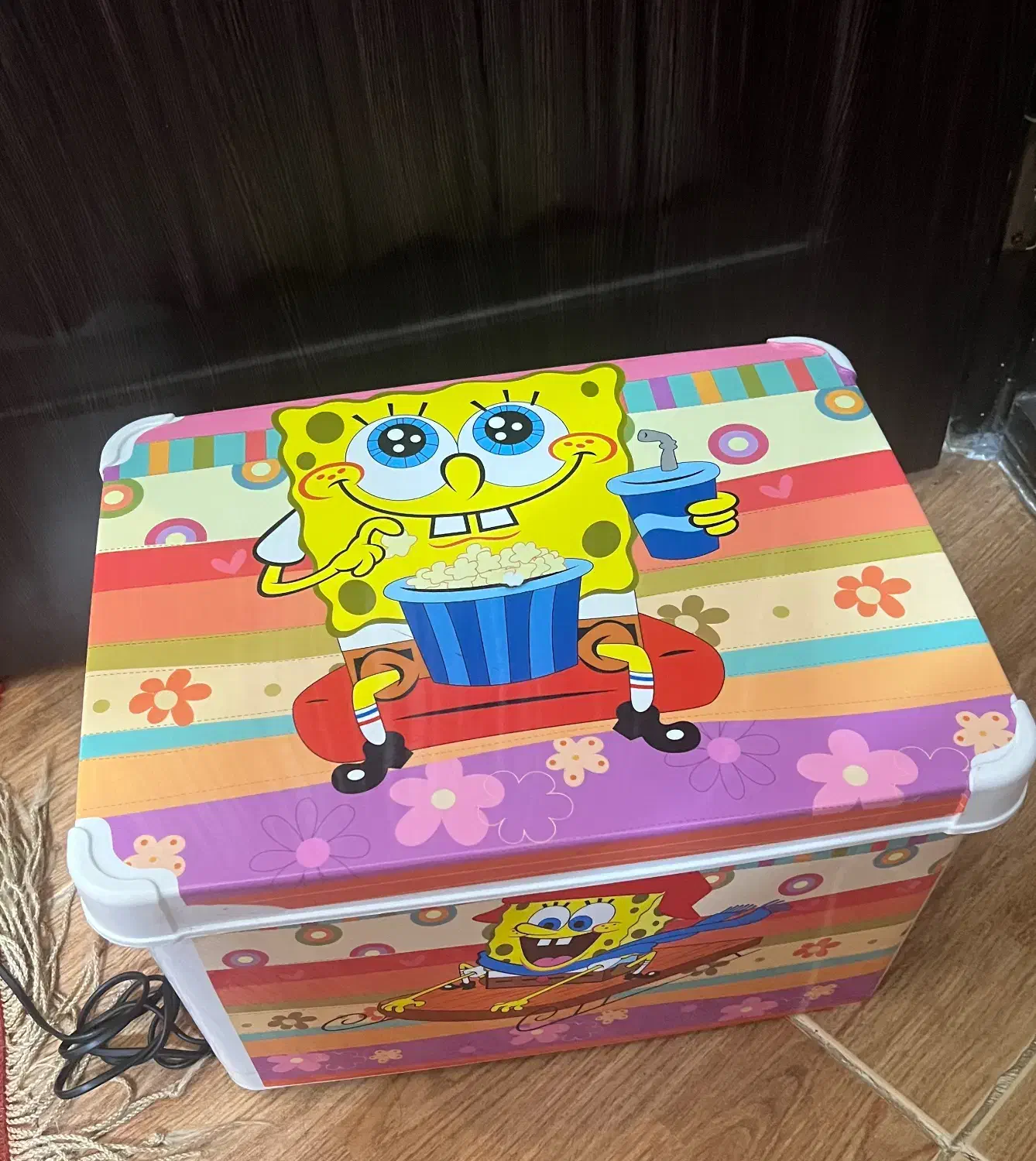 باکس باب اسفنجی و جا وسیله ایی اویزون میشه|اسباببازی|گنبد کاووس, |دیوار