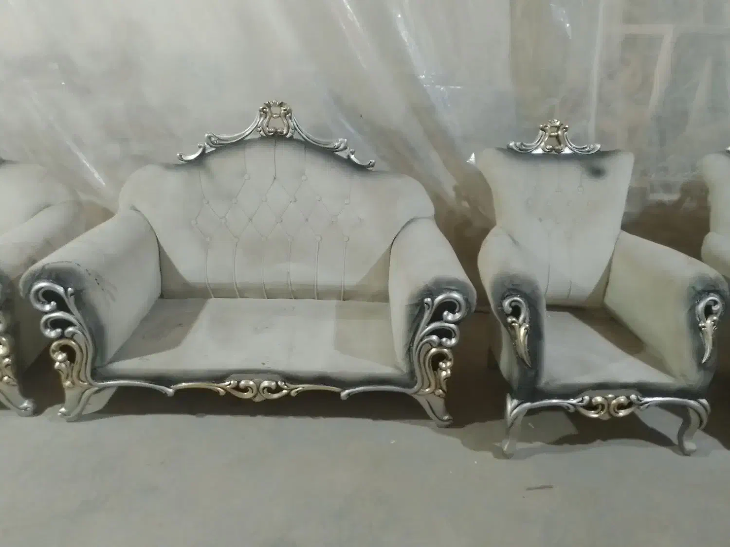 رنگ کاری چوب  و ورق طلا پتینه پلی ارتان|خدمات پیشه و مهارت|فردوسیه, |دیوار