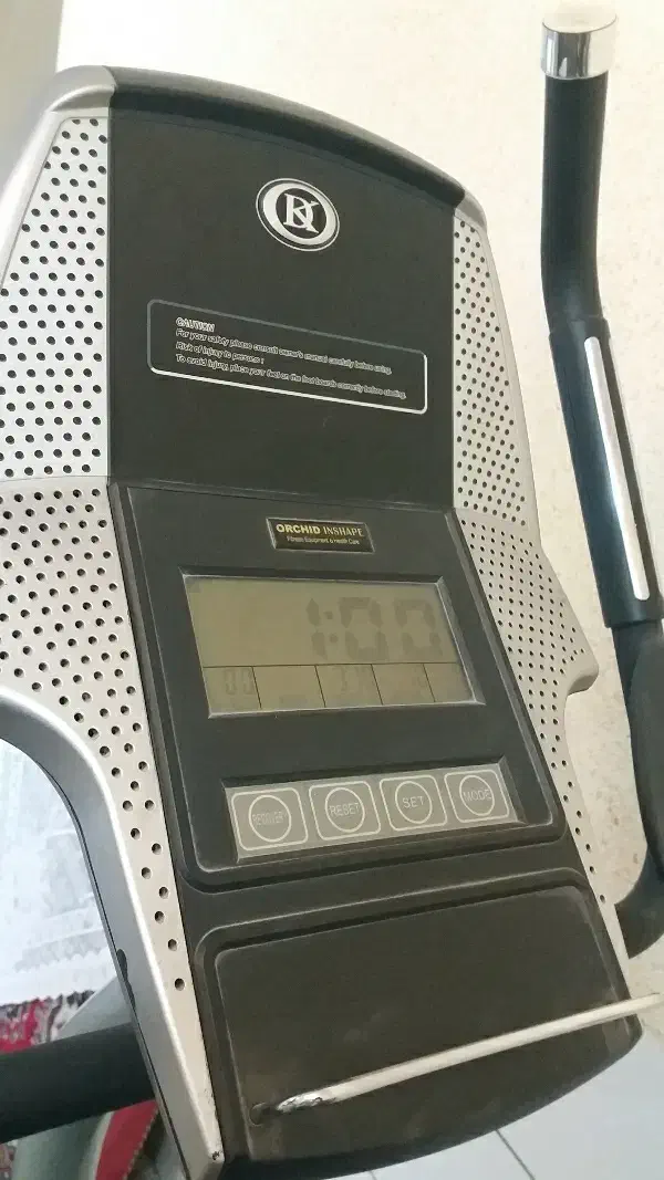 دوچرخه ثابت bk80 dkfitness خانگی و باشگاهی|تجهیزات ورزشی|کرمان, |دیوار