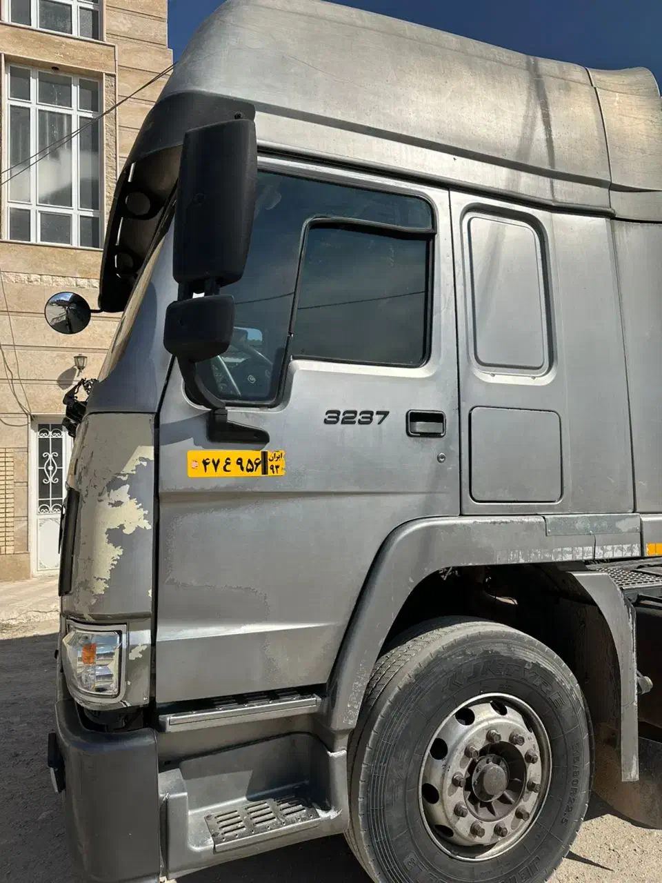 فروش کشنده هوو|خودرو سنگین|نیریز, |دیوار