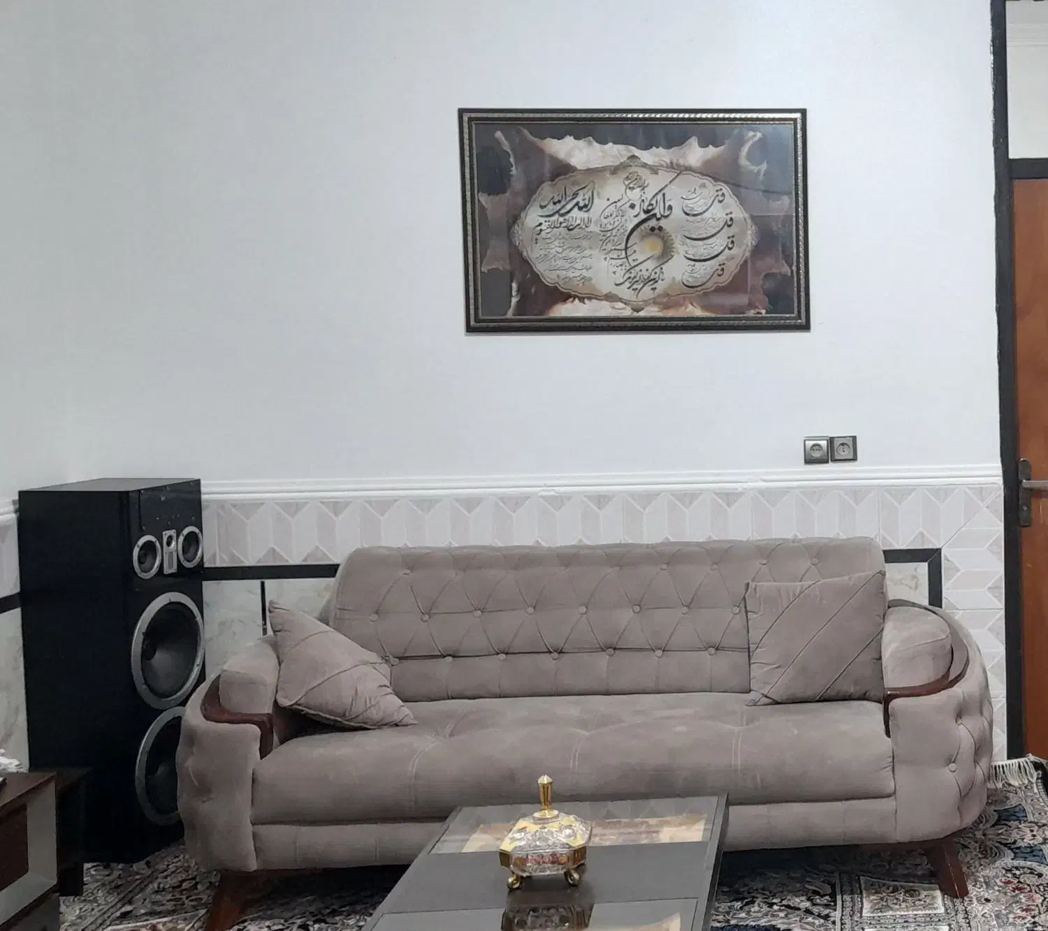 مبل ۸ نفره در حد نو|مبلمان خانگی و میز عسلی|زابل, |دیوار