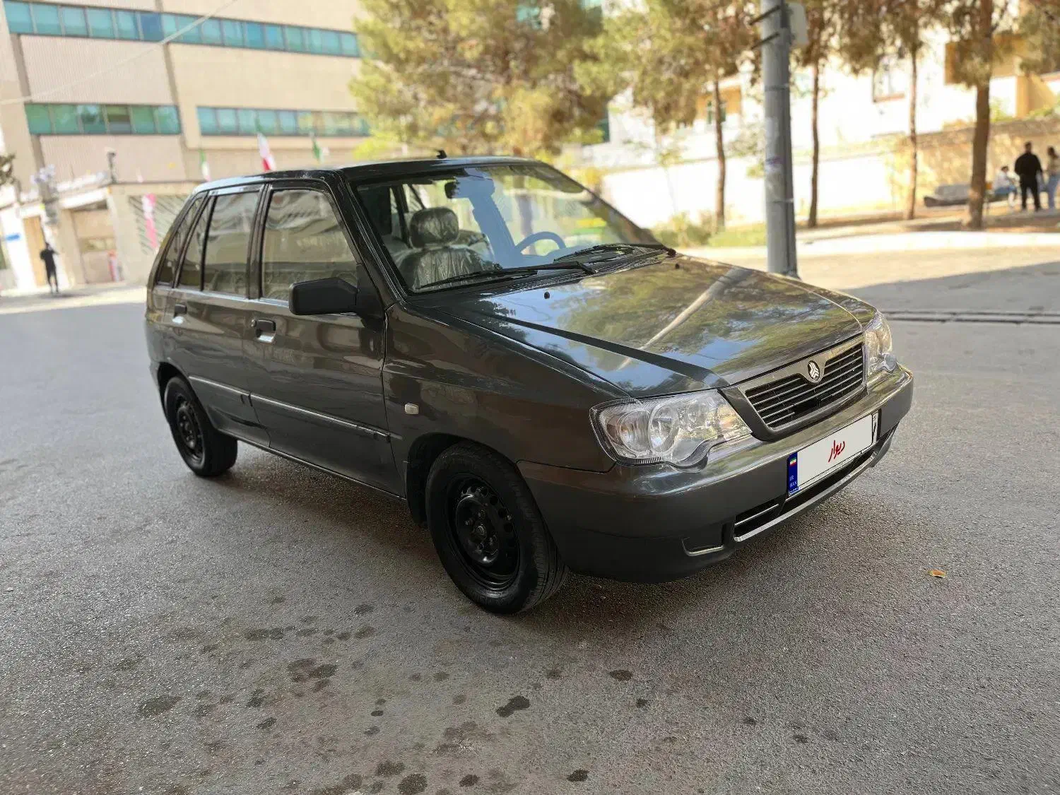 ۱۱۱مدل ۹۷|خودرو سواری و وانت|شاهین‌شهر, عطار|دیوار