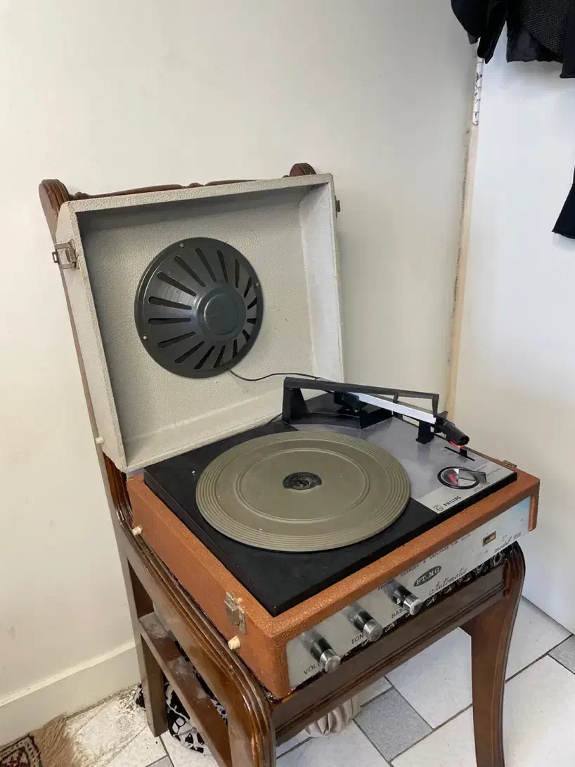 گرام فیلیپس سالم|کلکسیون اشیاء عتیقه|تهران, بلوار کشاورز|دیوار